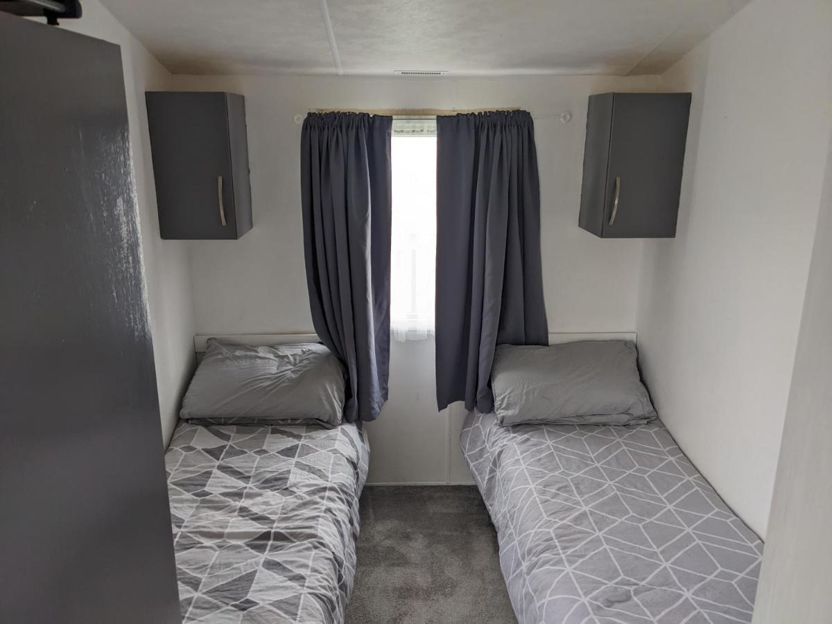 Static Caravan On Lady'S Mile Holiday Park Dawlish Exterior photo